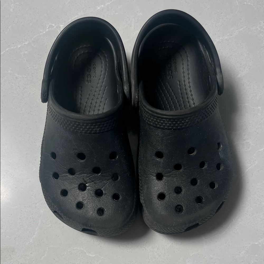 CROCS Kids Black Classic Clogs Size 9